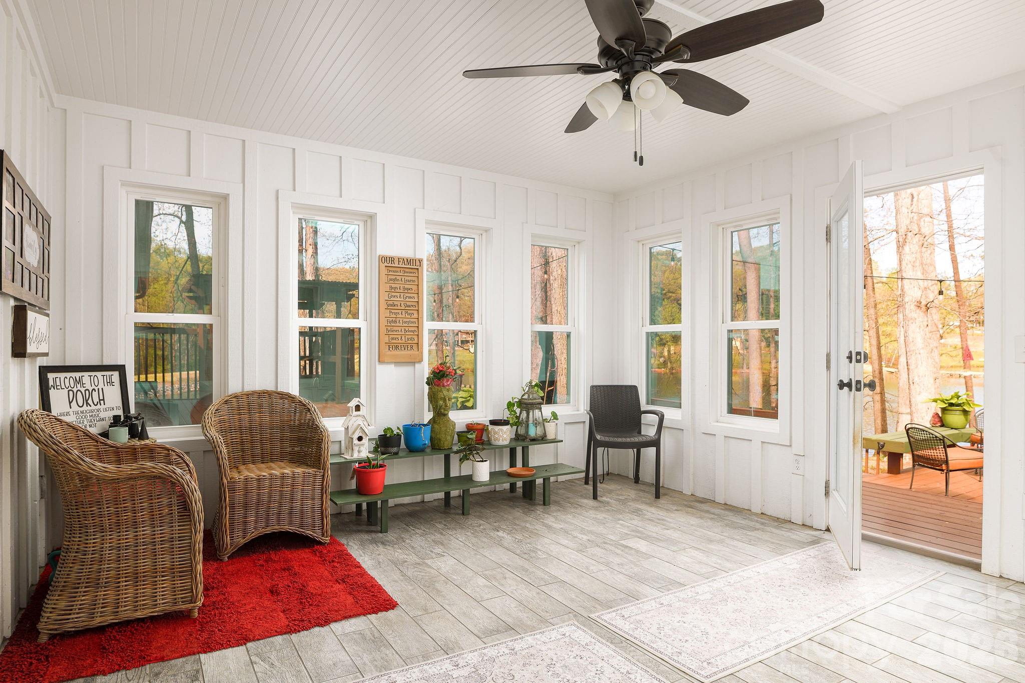 Mallard Lakes - Residential