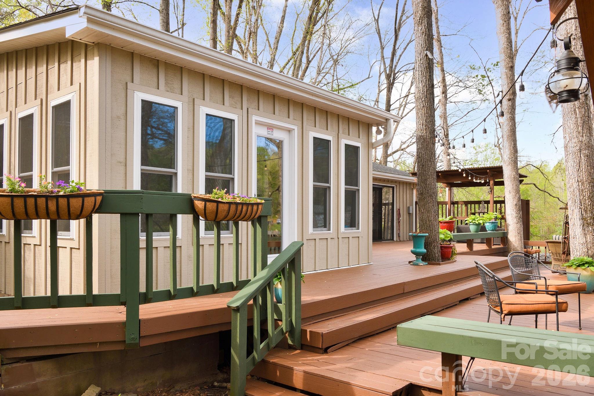 Mallard Lakes - Residential