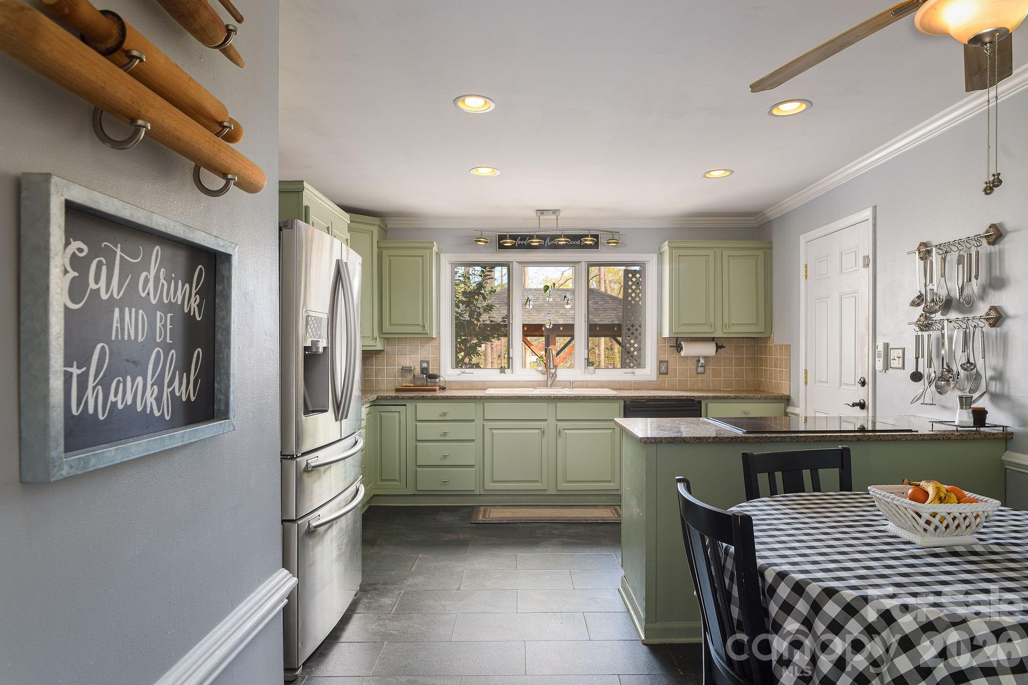 Mallard Lakes - Residential