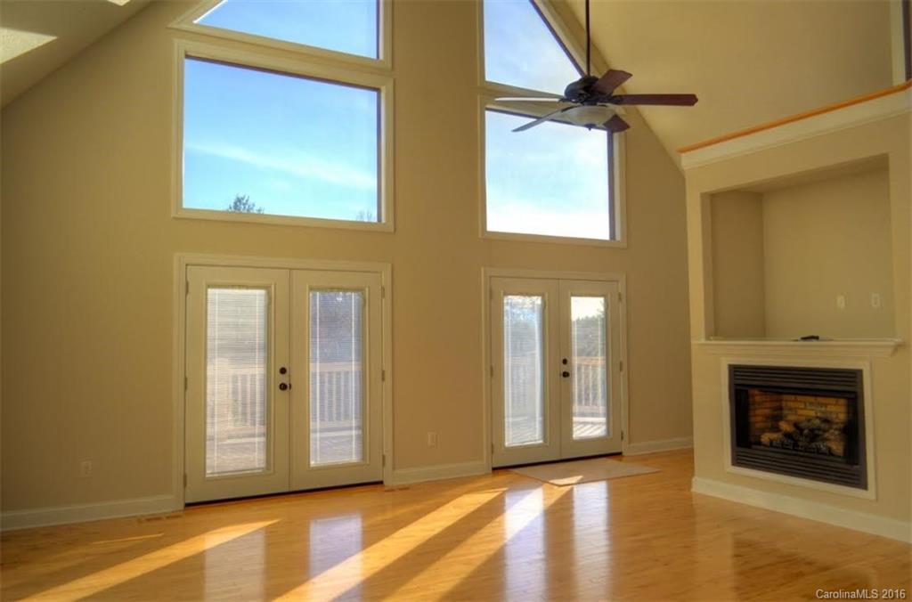 Pinecrest - Residential