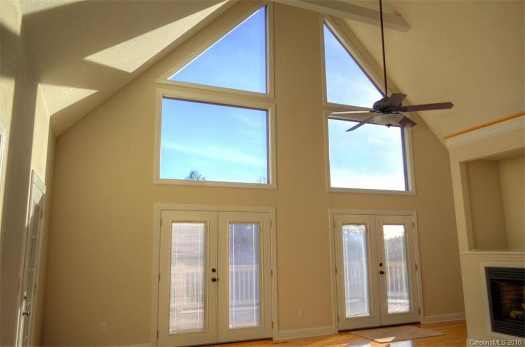 Pinecrest - Residential