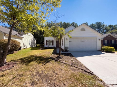 Photo of 10526 Glory Meadow Court, Charlotte, NC 28278 (MLS # 4432181)