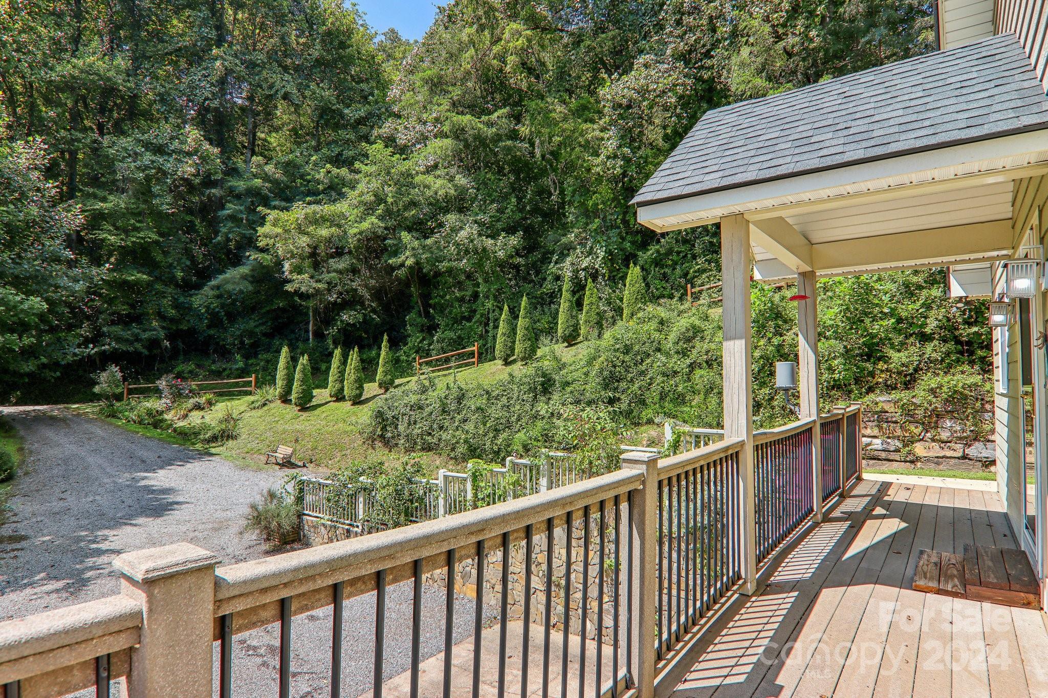 376 Higher Ground Ridge