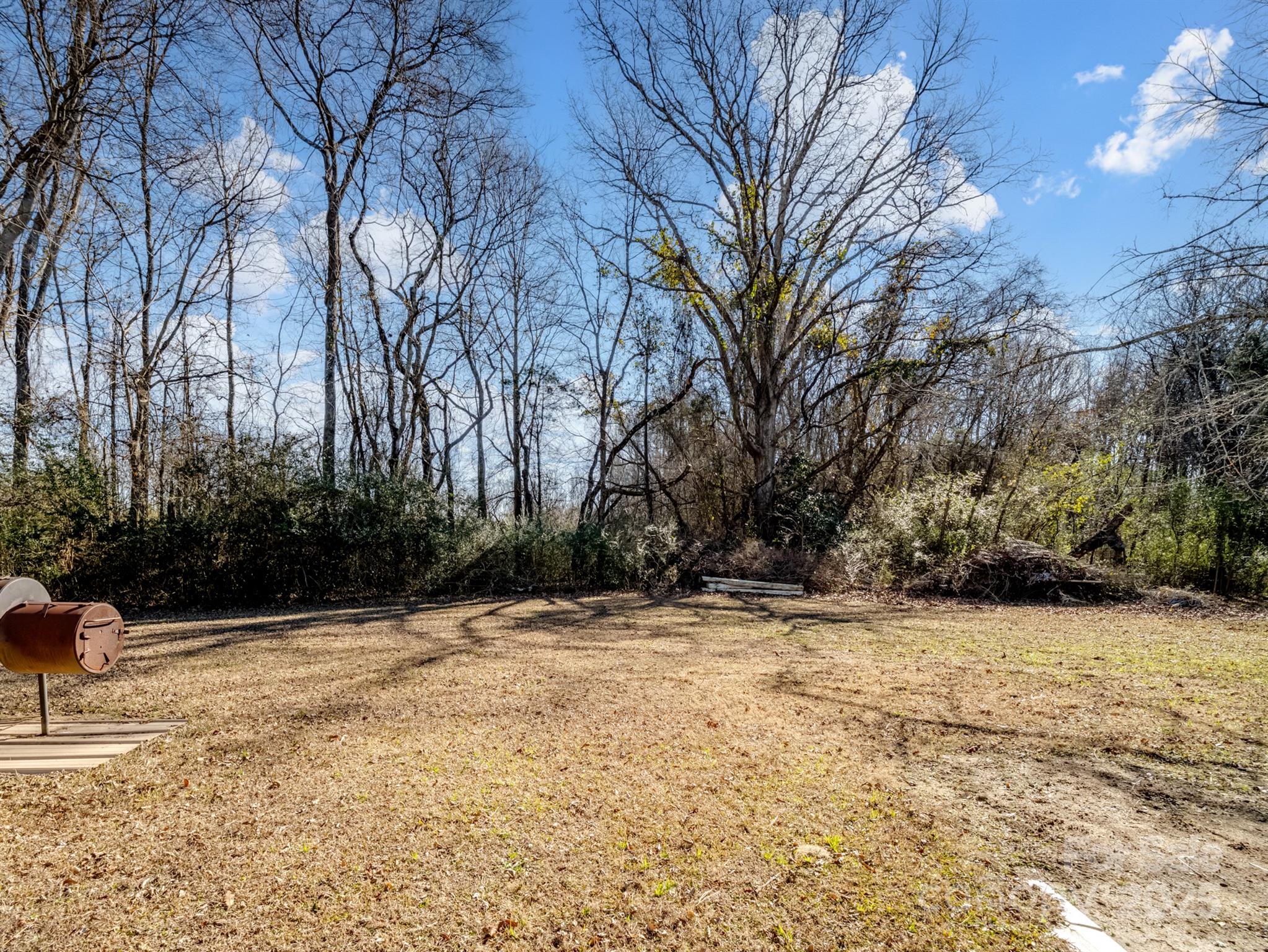 1909 Charlotte Highway