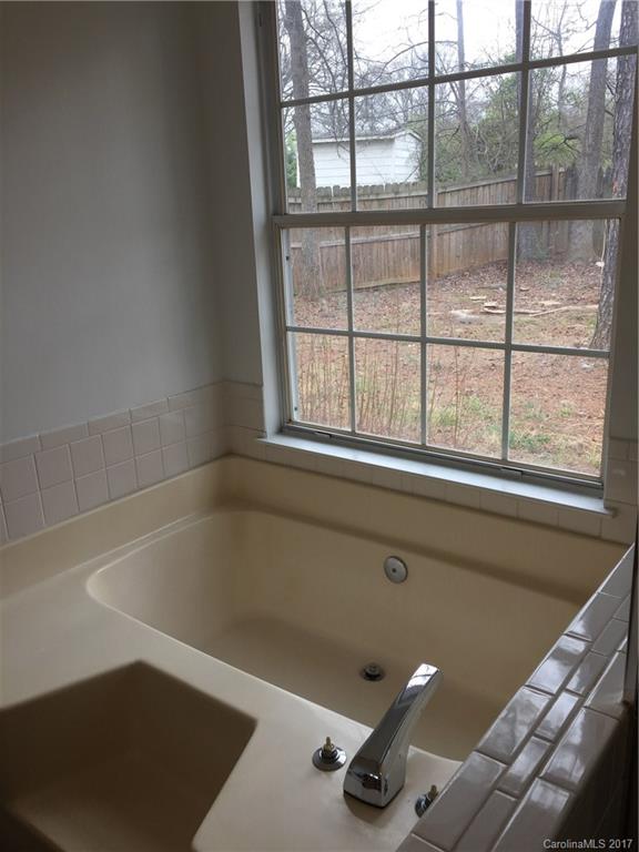 Derita - Residential Lease