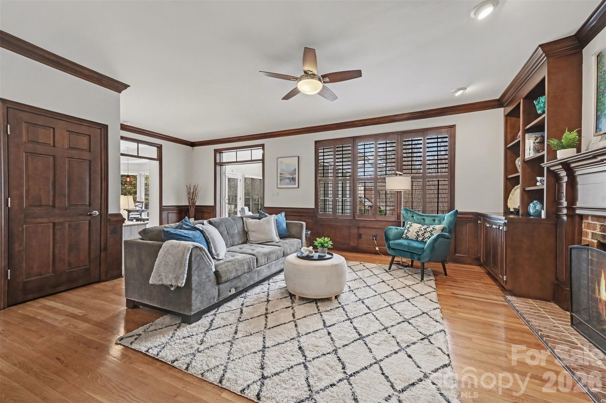 Mallory Manor - Residential