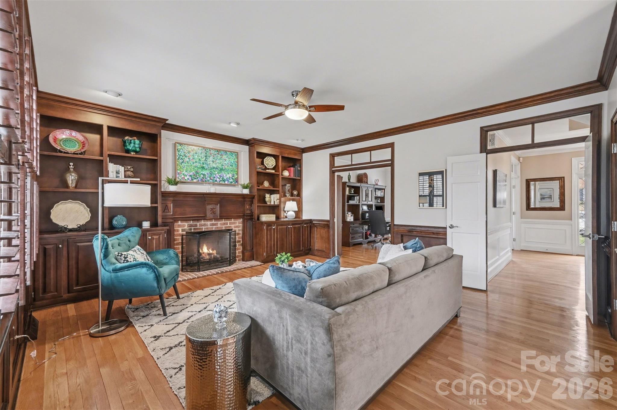 Mallory Manor - Residential