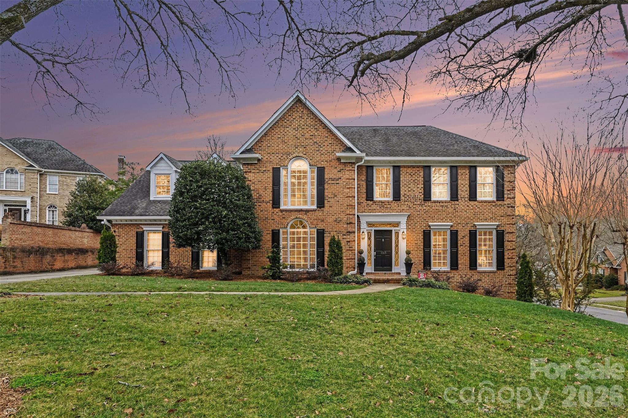 Mallory Manor - Residential