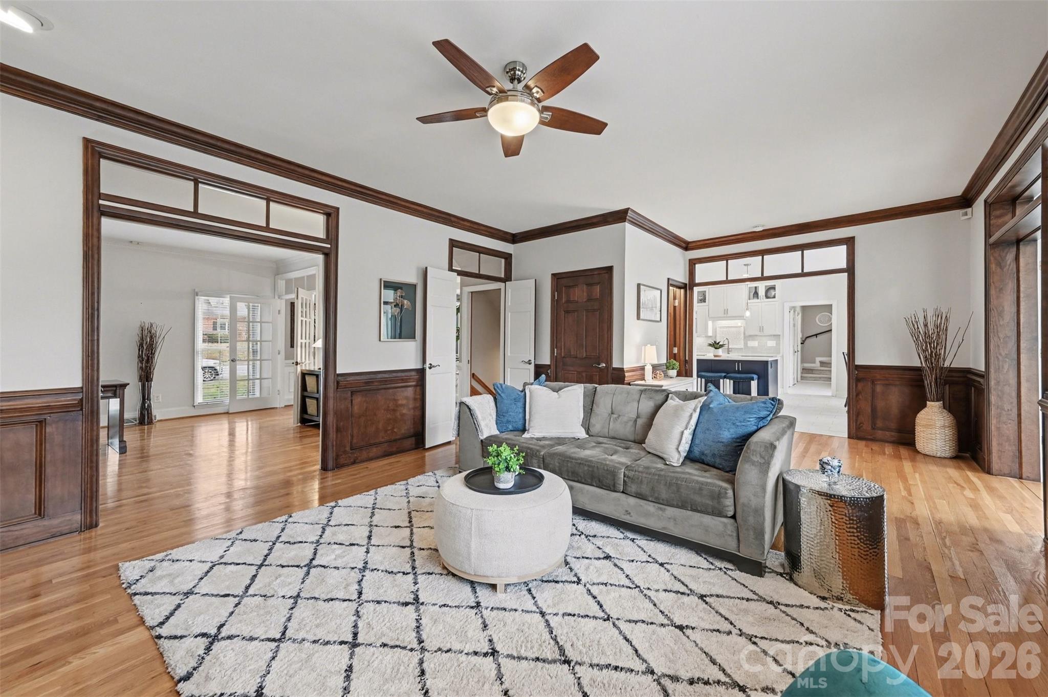 Mallory Manor - Residential