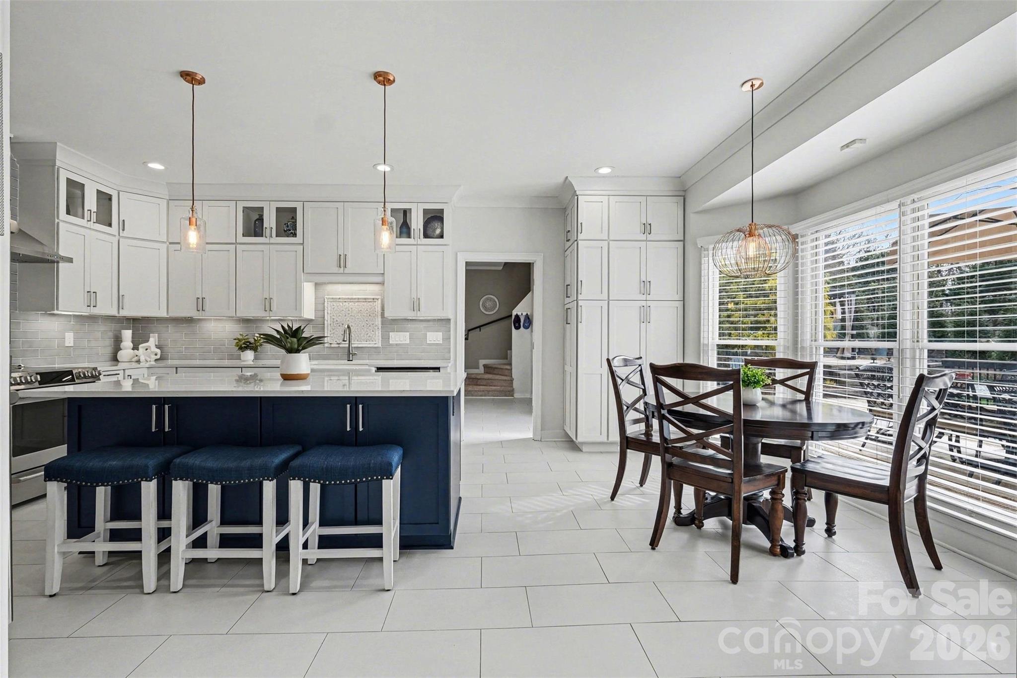 Mallory Manor - Residential