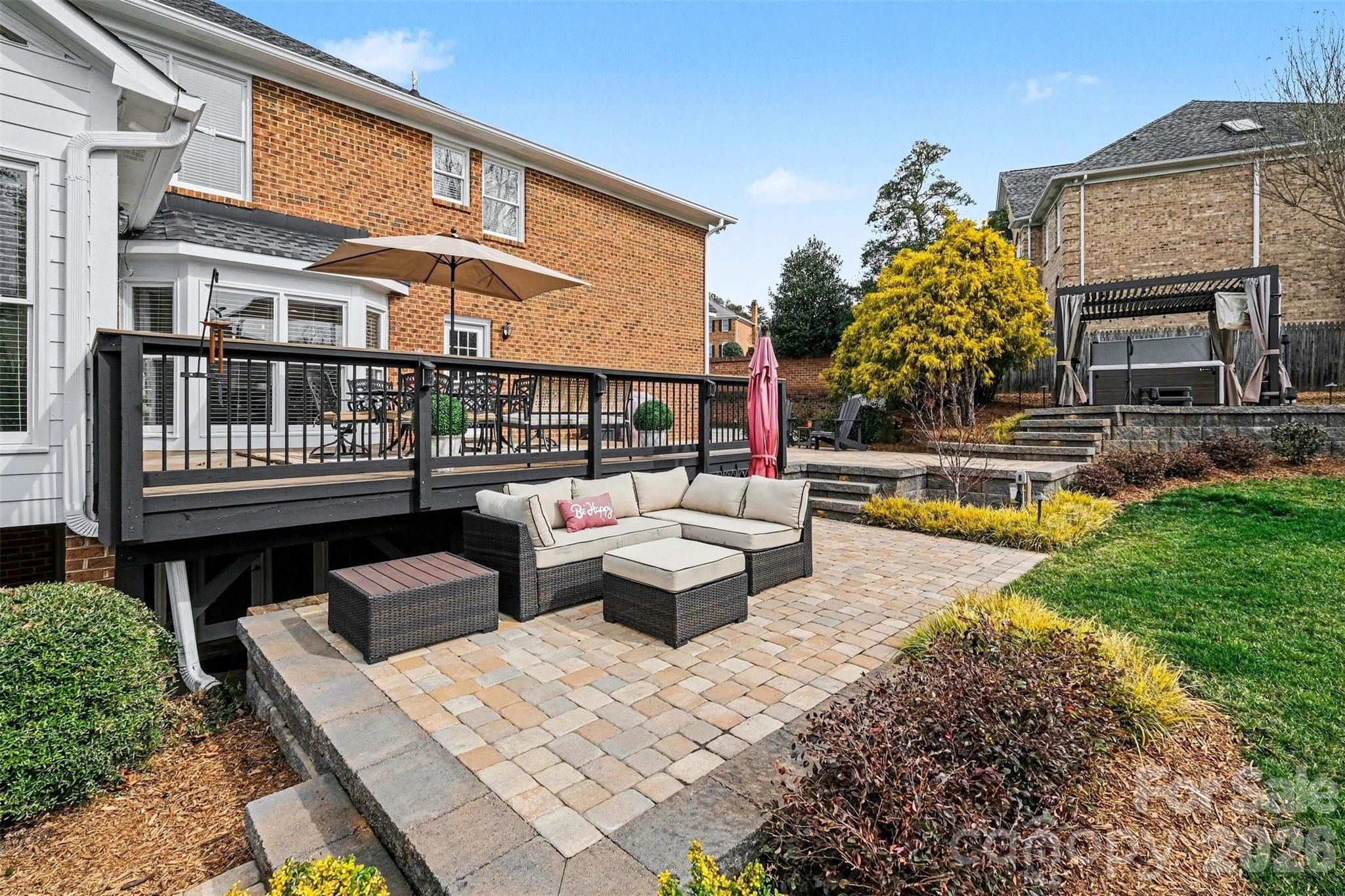 Mallory Manor - Residential