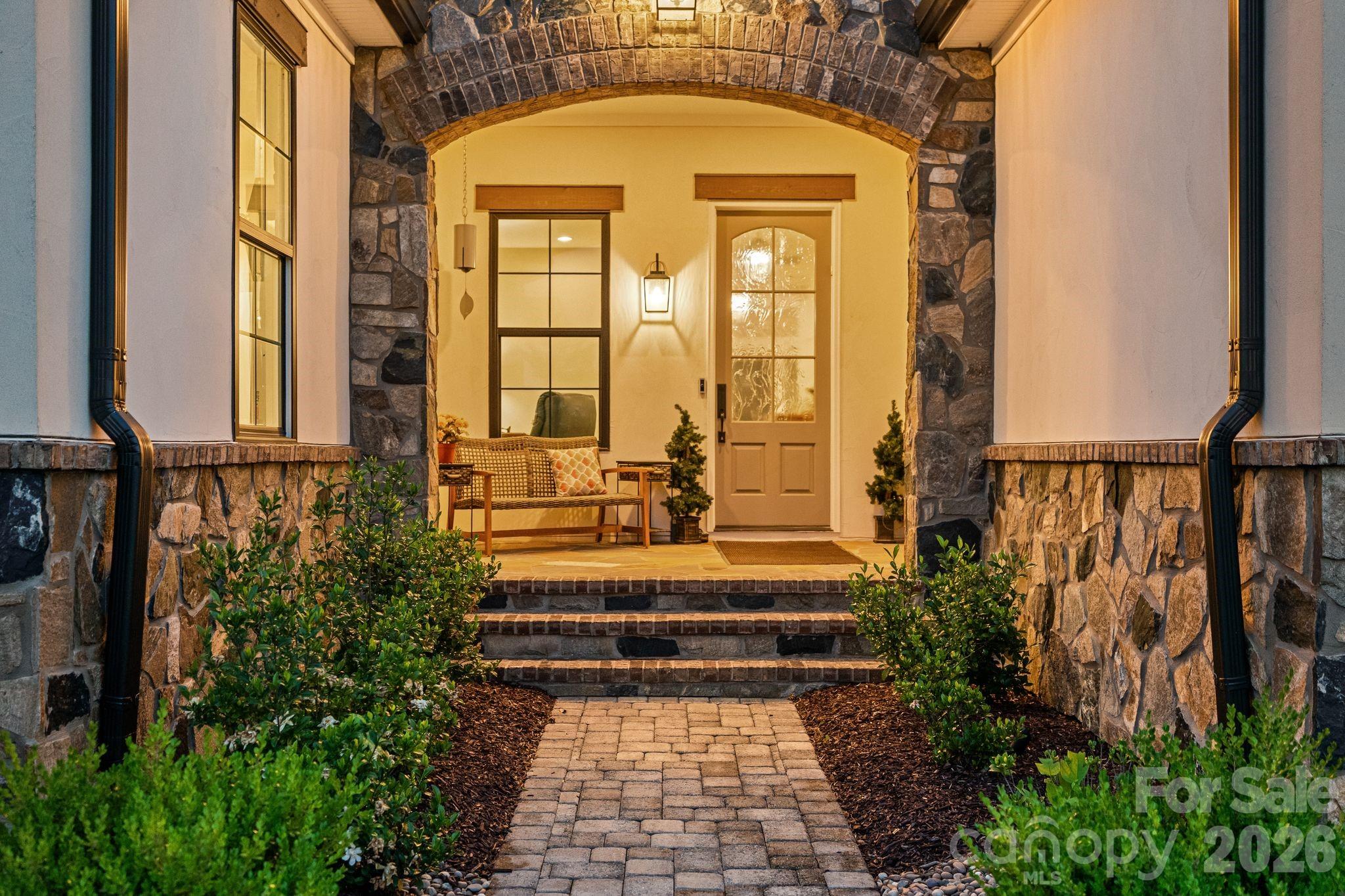 13212 Oak Farm Lane