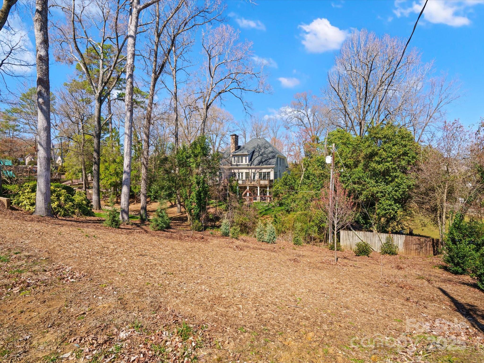 1539 Lilac Road