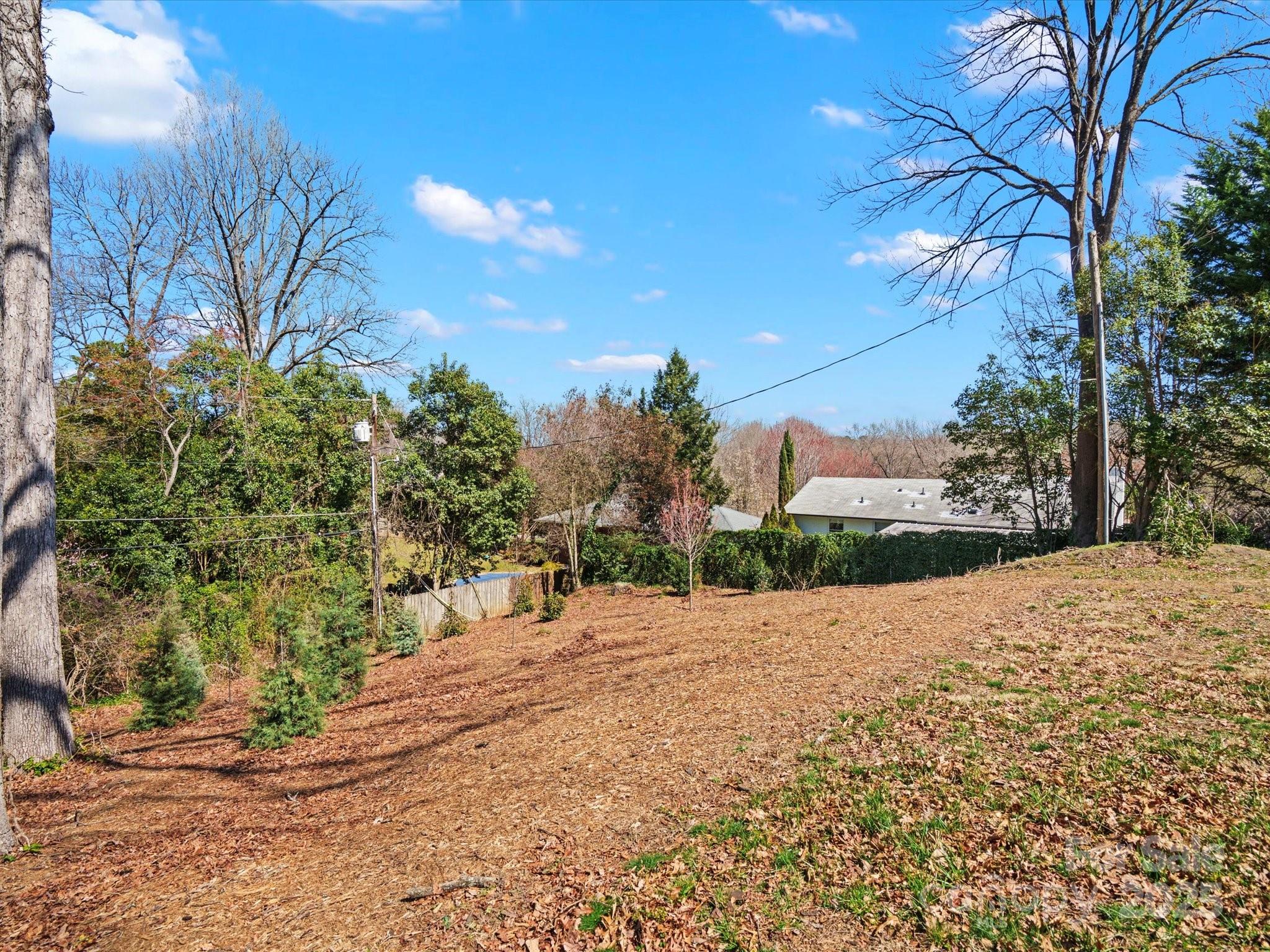 1539 Lilac Road