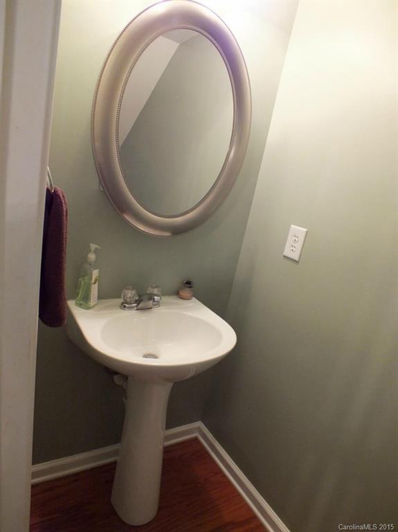 Ridge Pointe - Residential