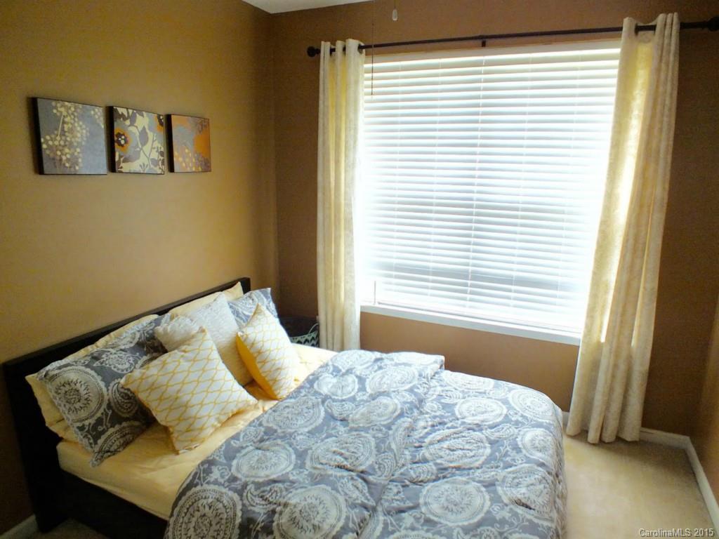 Ridge Pointe - Residential