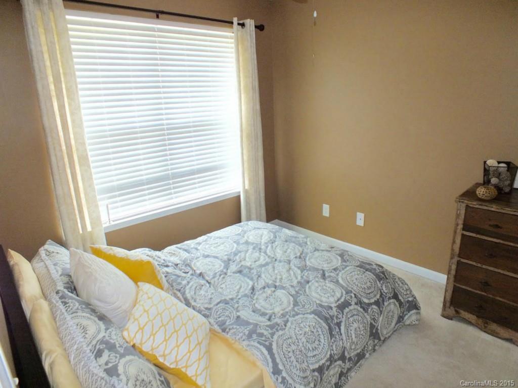 Ridge Pointe - Residential