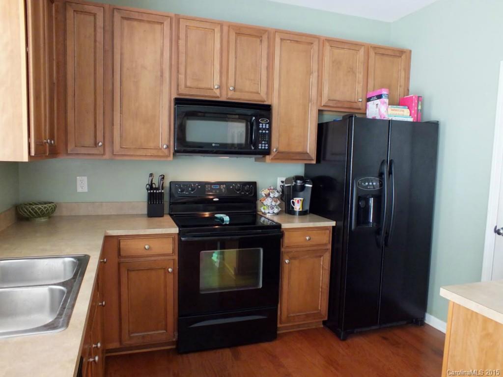 Ridge Pointe - Residential