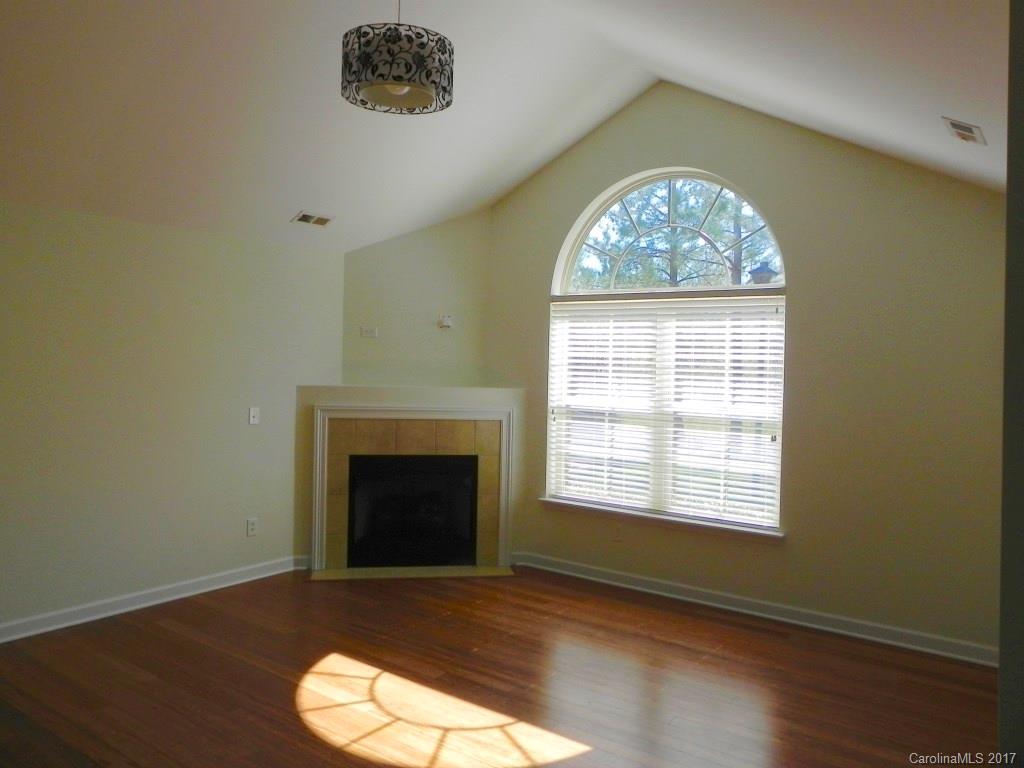 Polo Club at Mountain Island Lake - Residential