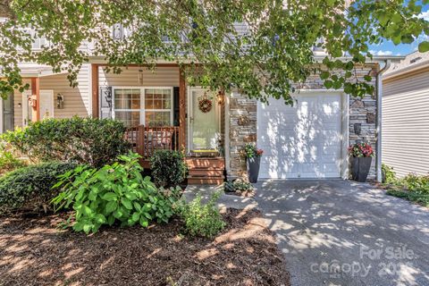 107 Loch Haven Road Swannanoa NC 28778