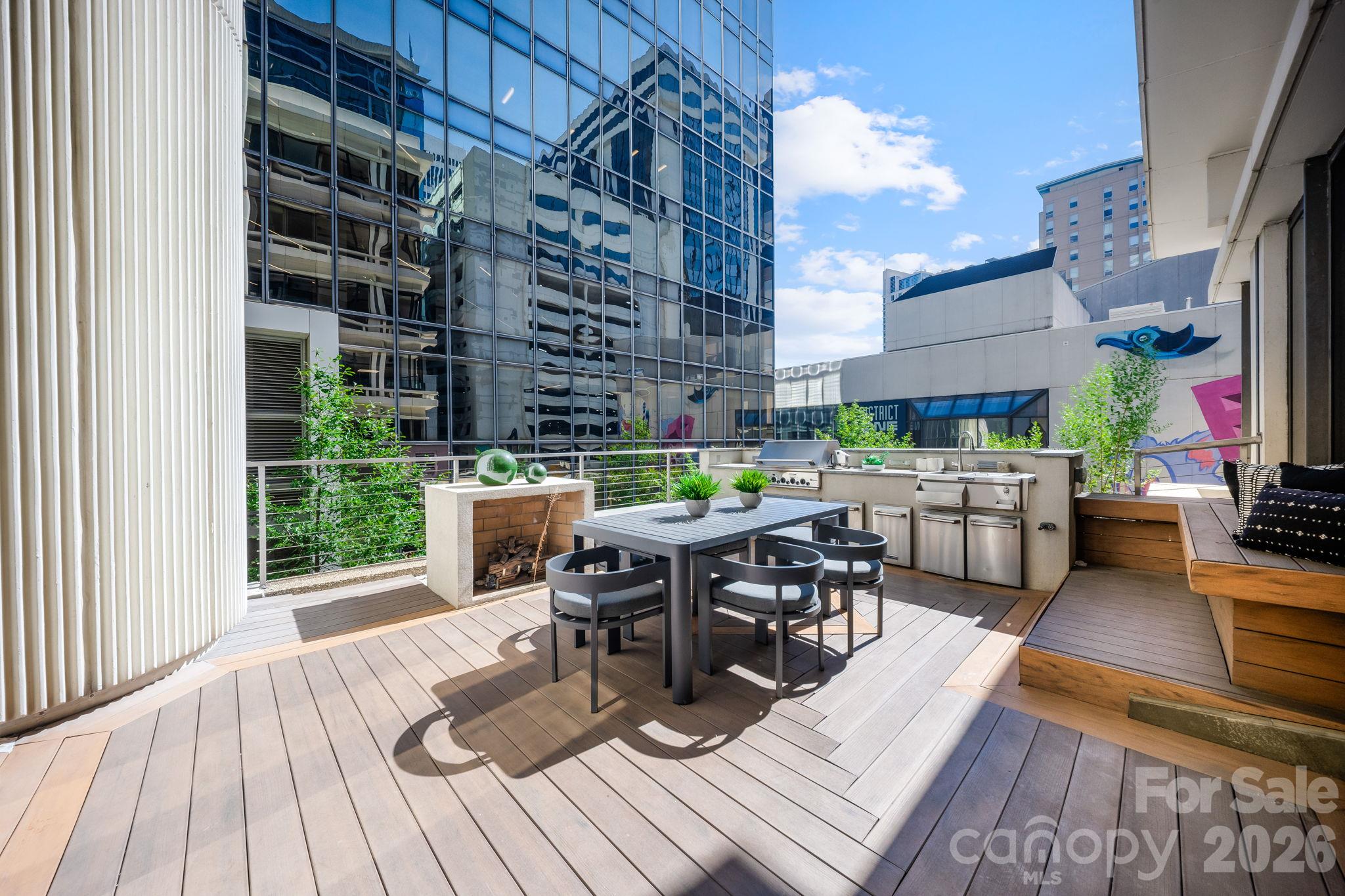 139 Tryon Street