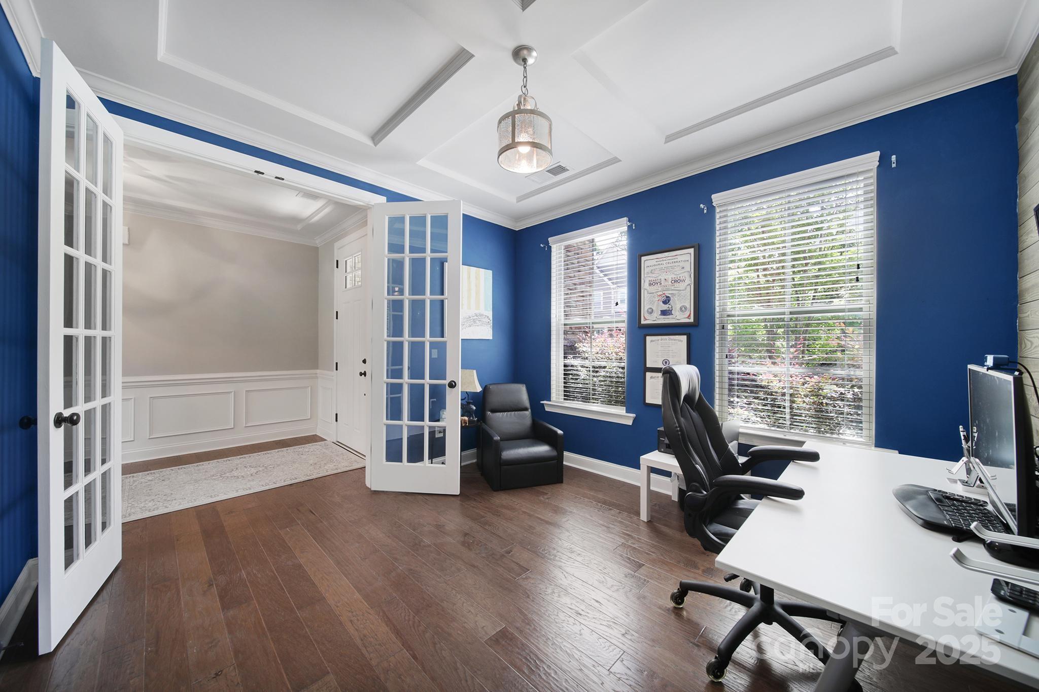 1001 Emory Lane