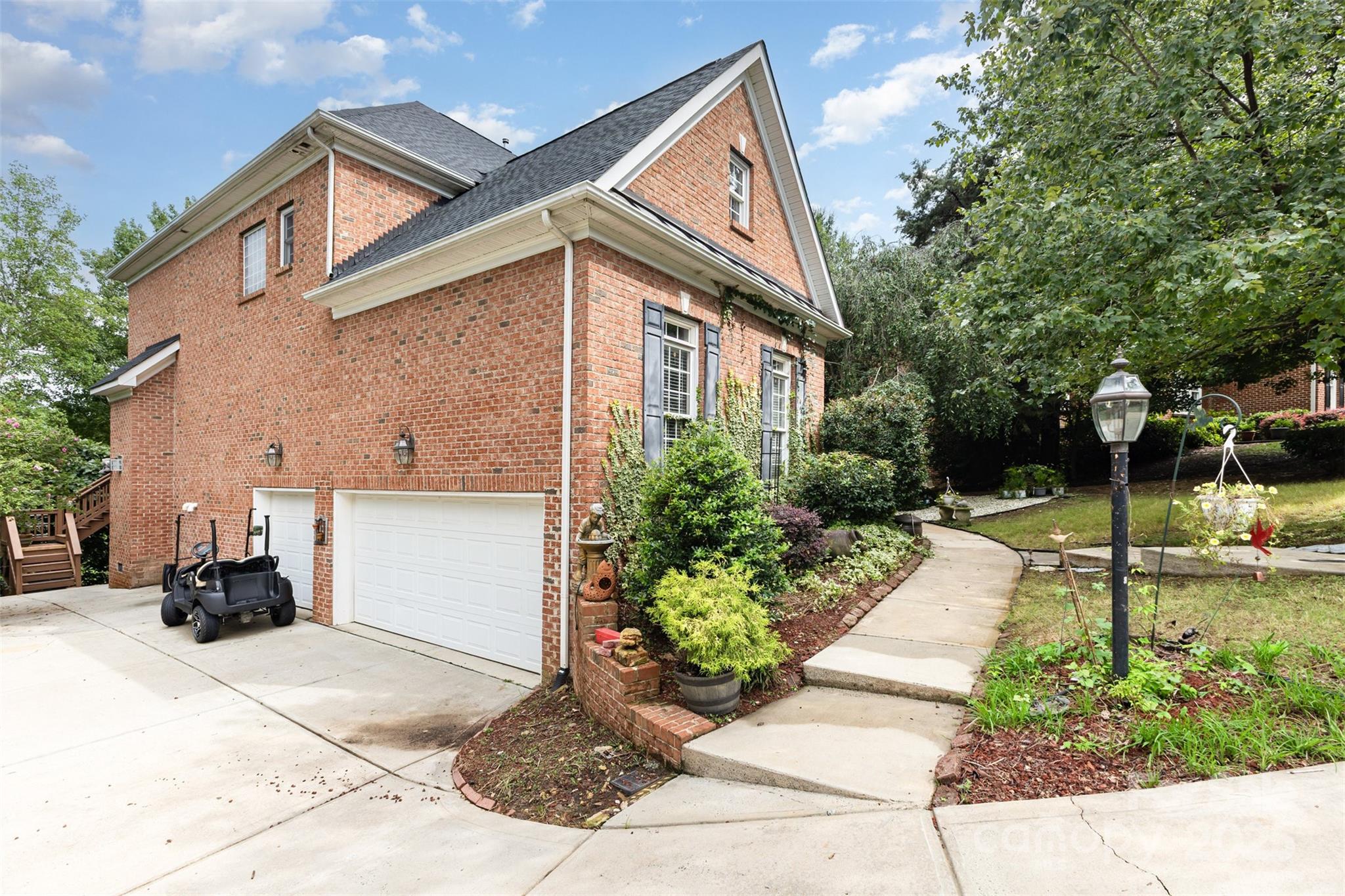 952 Hickory Stick Drive
