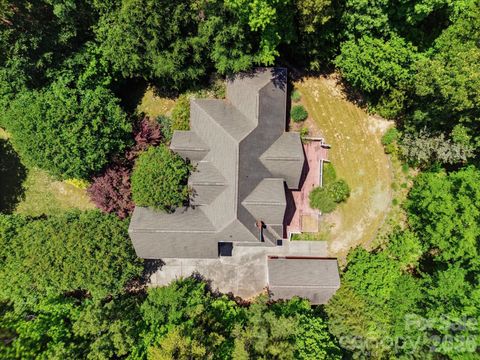 Photo of 707 Mayfield Court, Fort Mill, SC 29715 (MLS # 4378861)