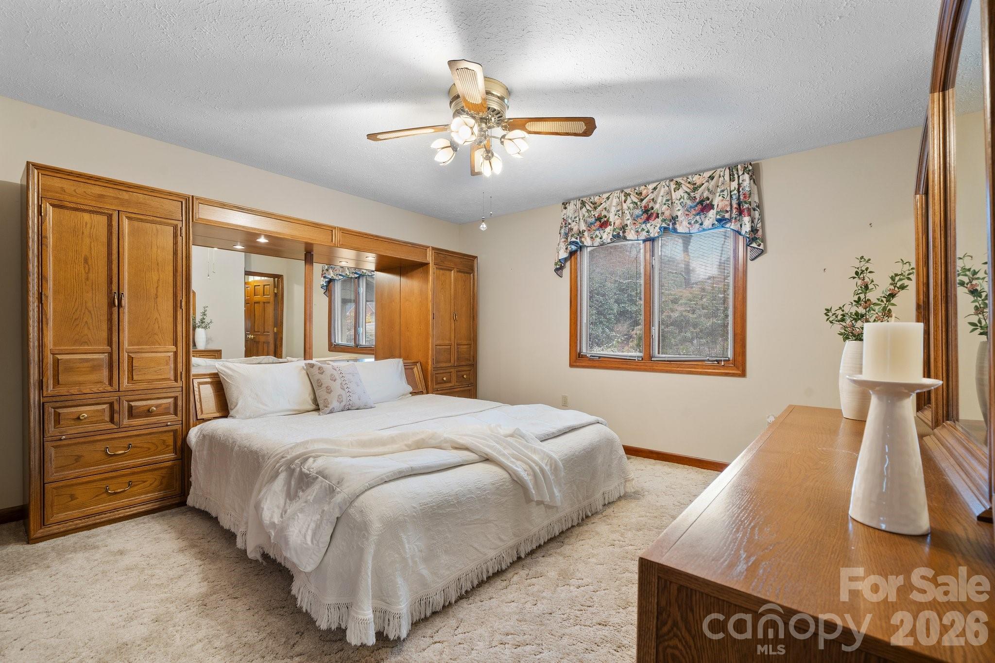 Lake Hickory - Residential