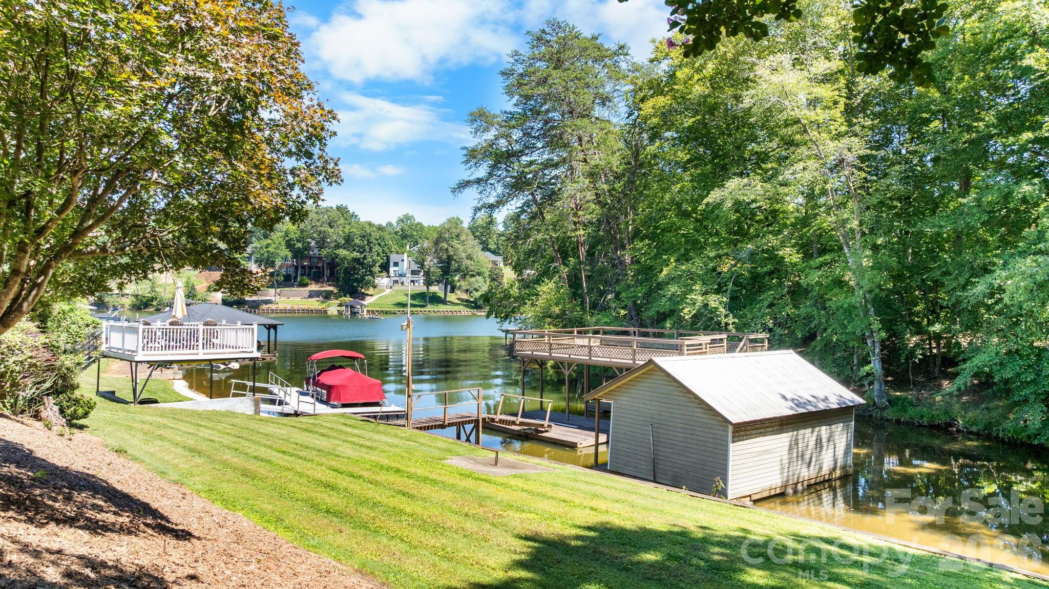 Lake Hickory - Residential