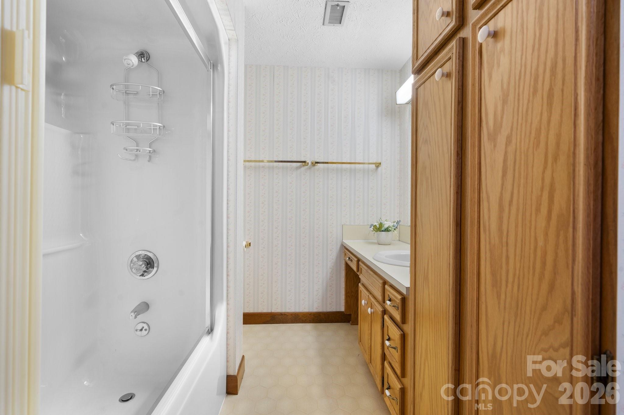 Lake Hickory - Residential