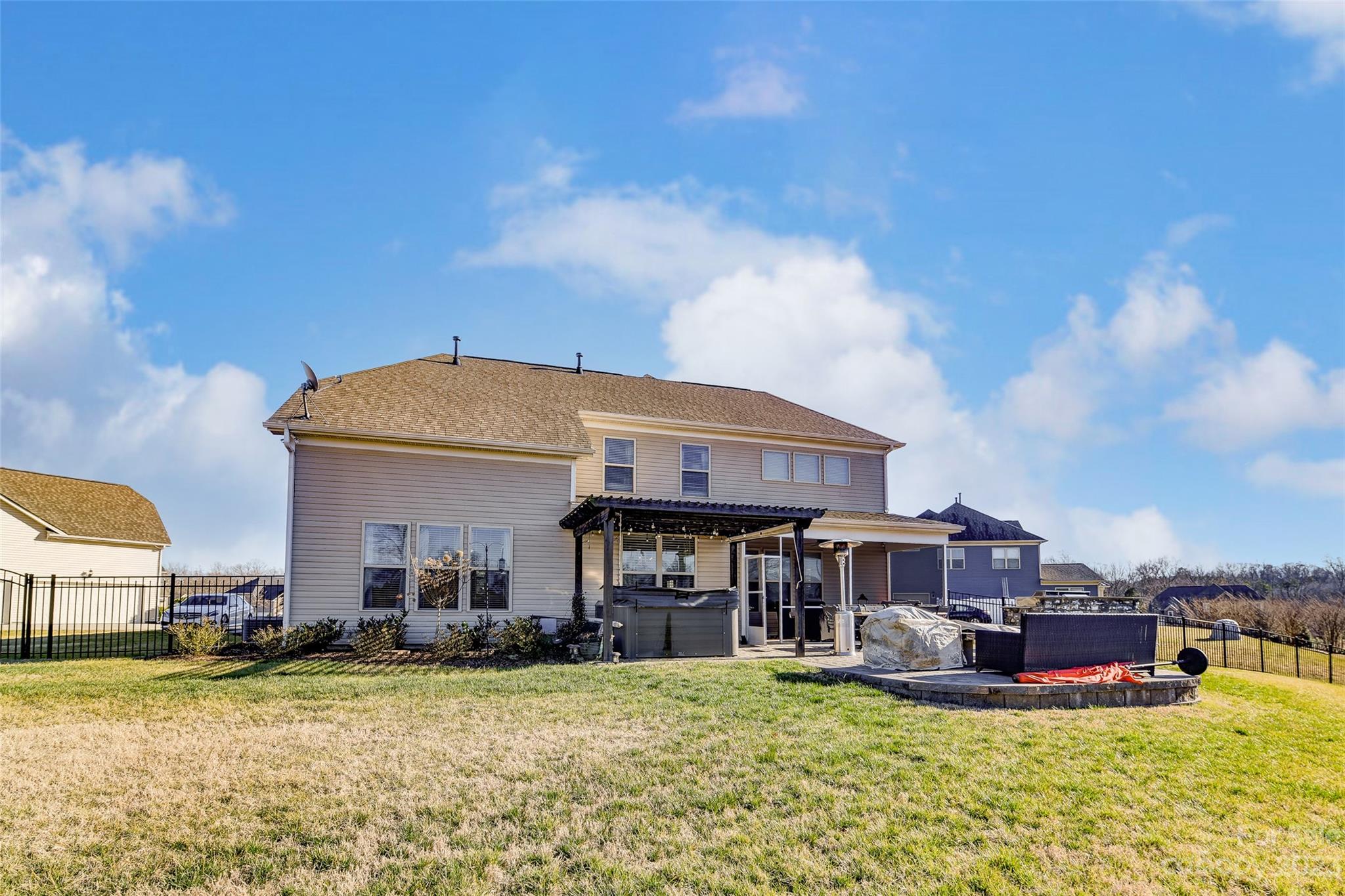 Bridge Pointe - Residential