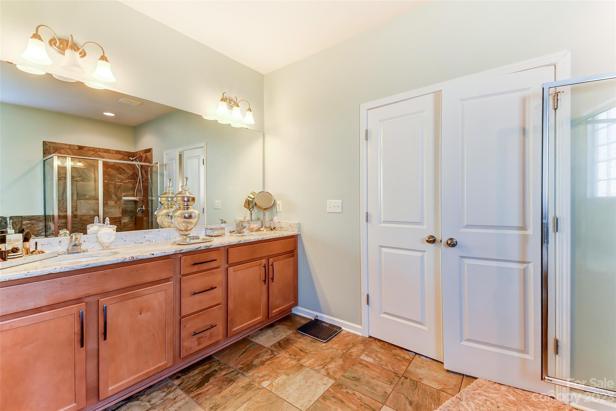 Bridge Pointe - Residential