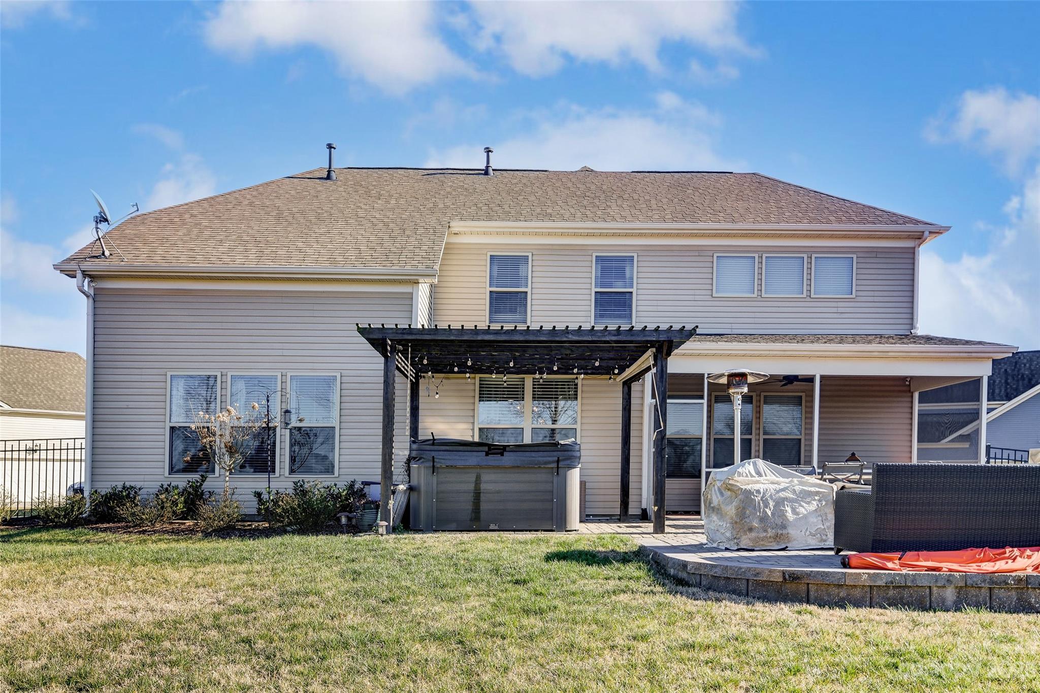 Bridge Pointe - Residential