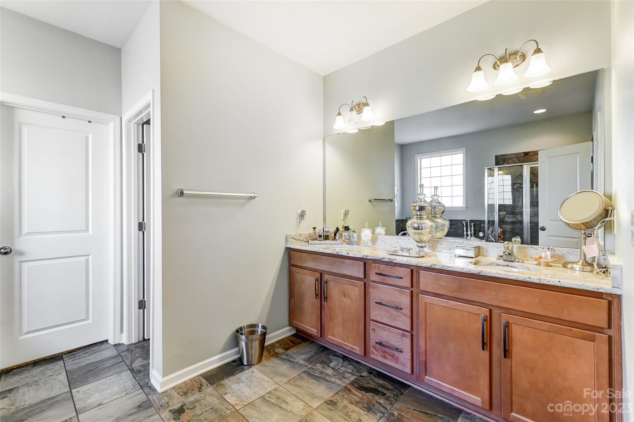 Bridge Pointe - Residential