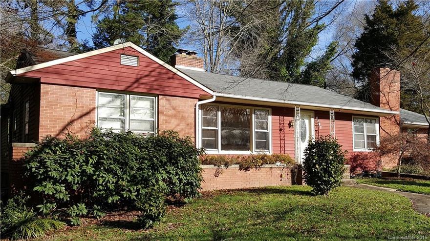 Lots of room and space in theis 3 BR 1.5 BA home in a very desirable neighborhood.  Neighborhood pool and a walk-to park.  Needs some TLC. Being sold AS IS.