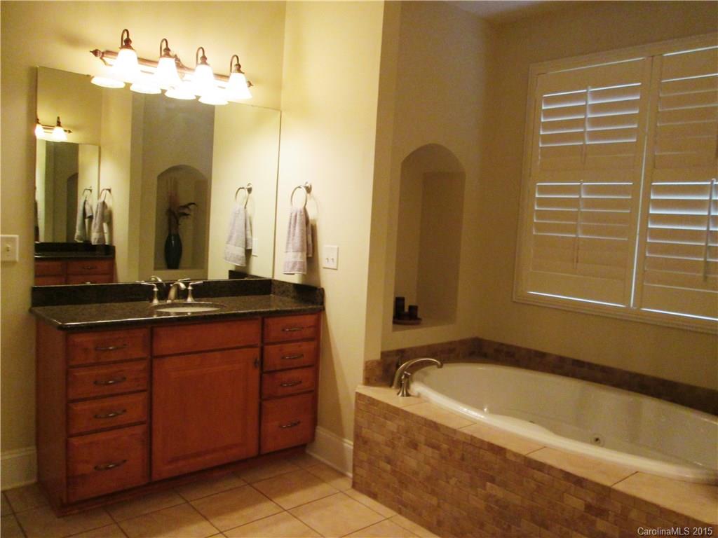 Holland Springs - Residential