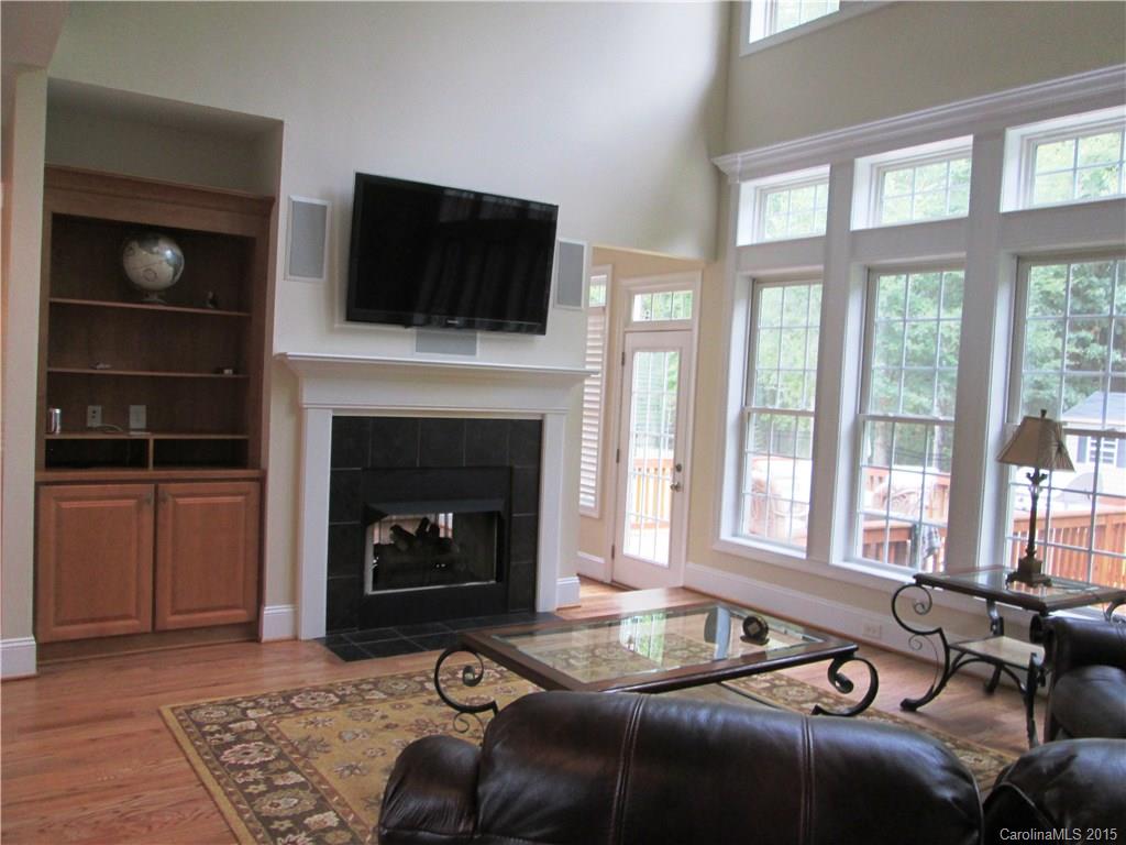 Holland Springs - Residential