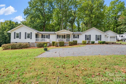 Photo of 370 Shiloh Road, Statesville, NC 28677 (MLS # 4428411)