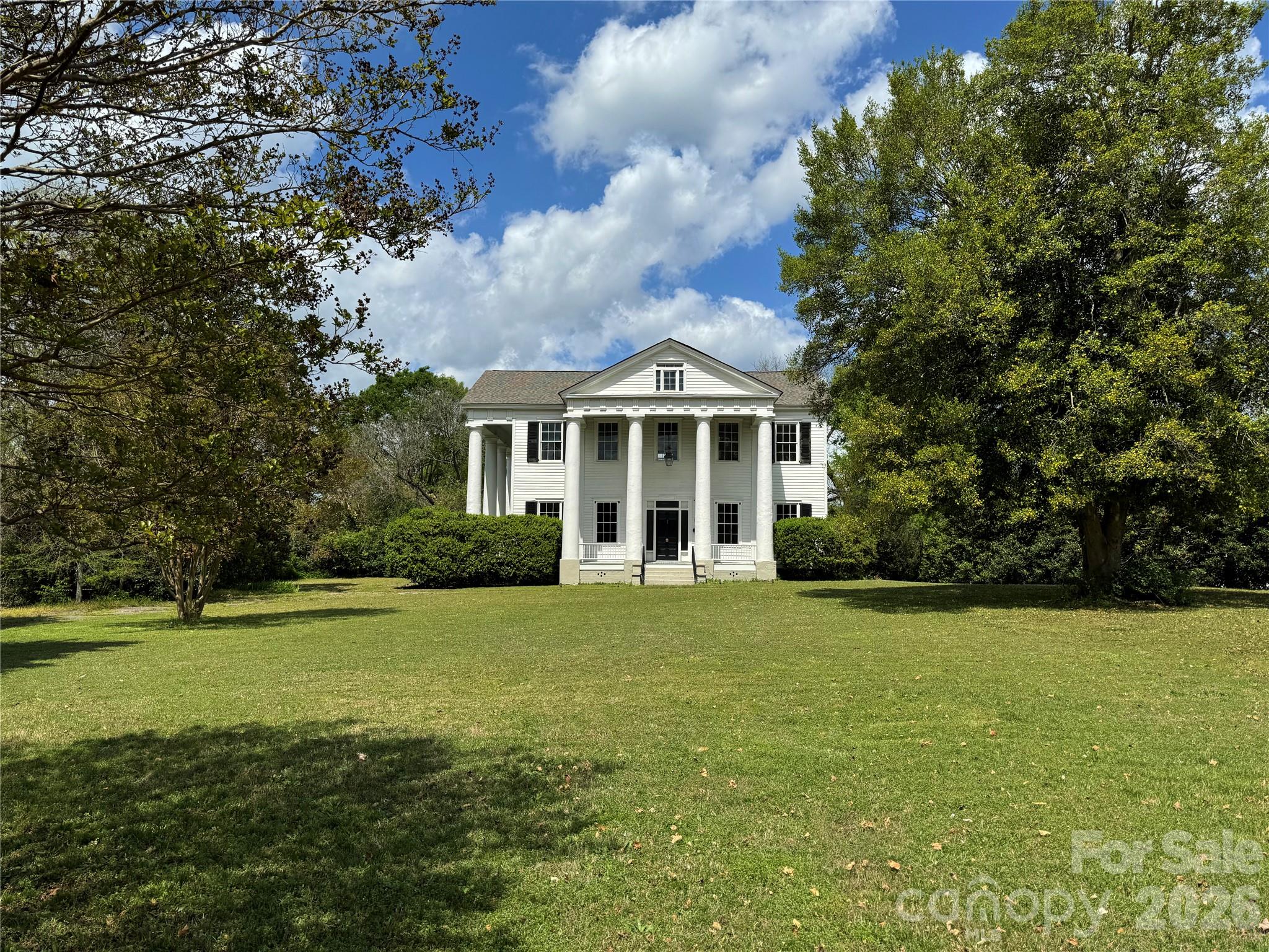 117 E Academy Street