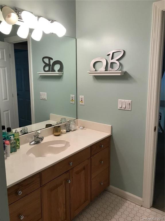 Hampton Green - Residential