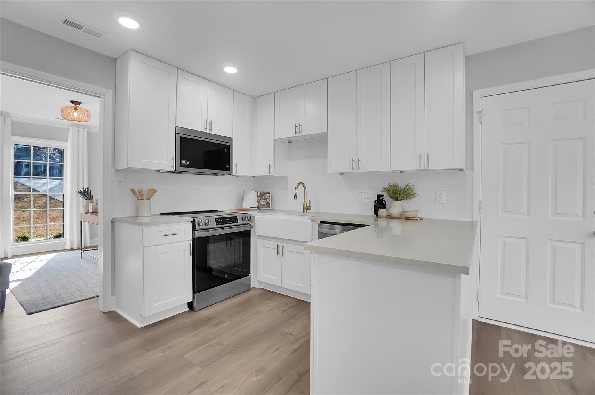 2600 Briar Ridge Drive