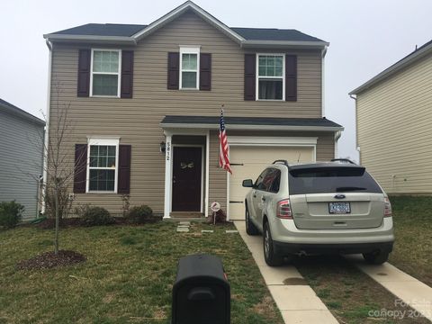 Single Family Residence in Charlotte NC 5812 Natick Drive.jpg