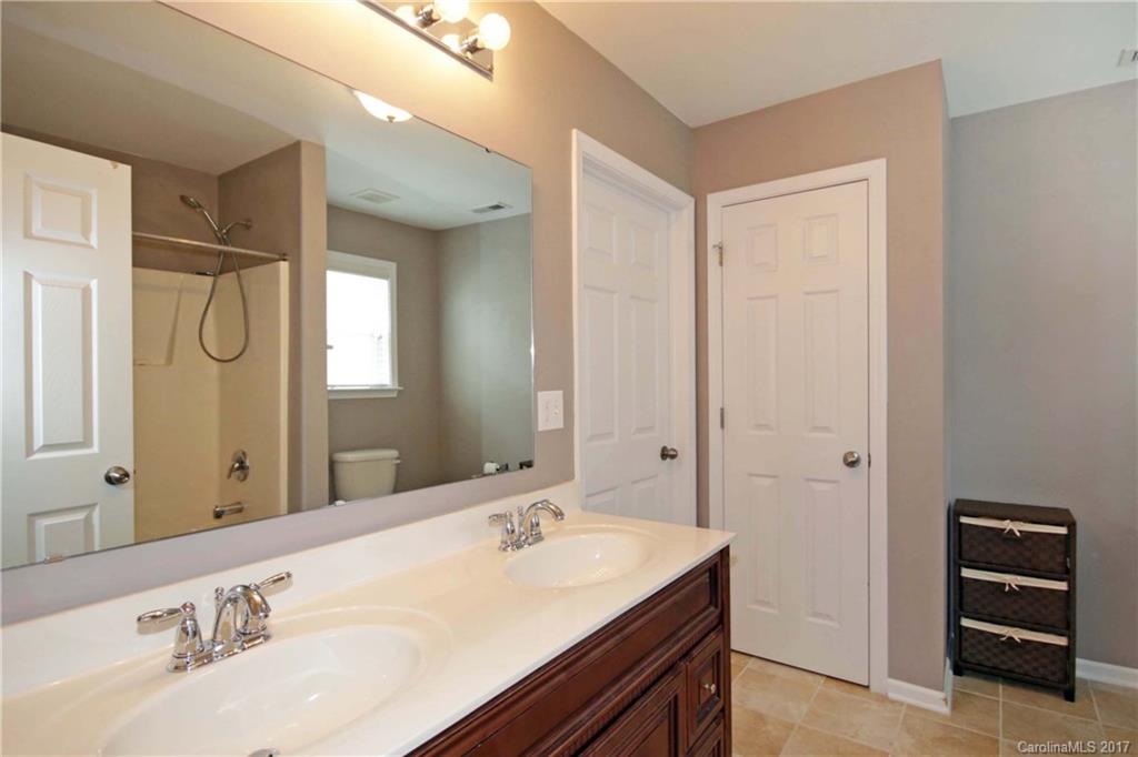 Harris Crossing - Residential