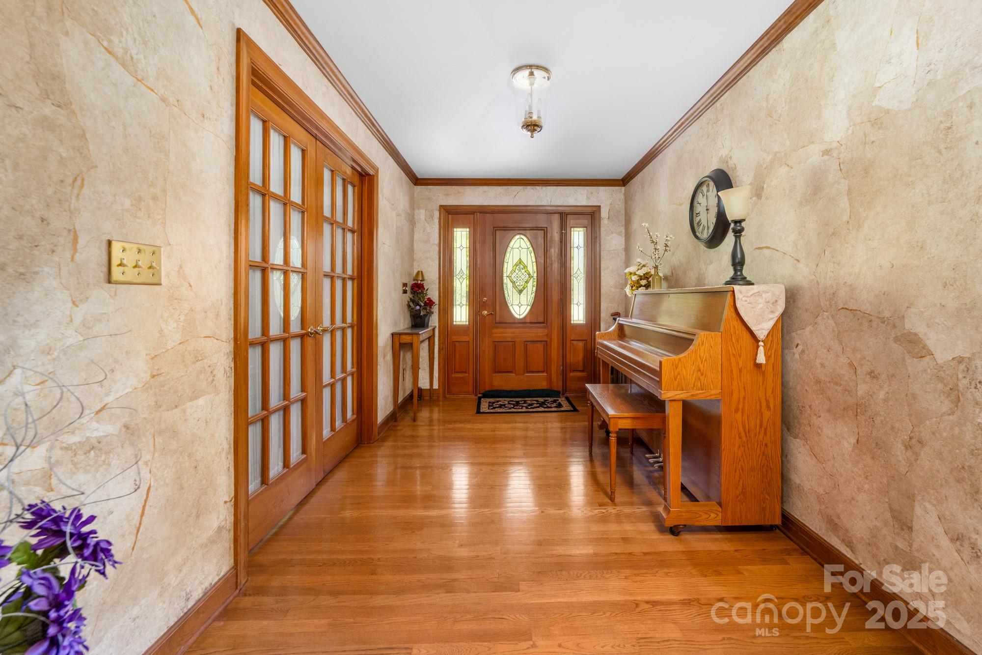 425 Krimminger Avenue SE