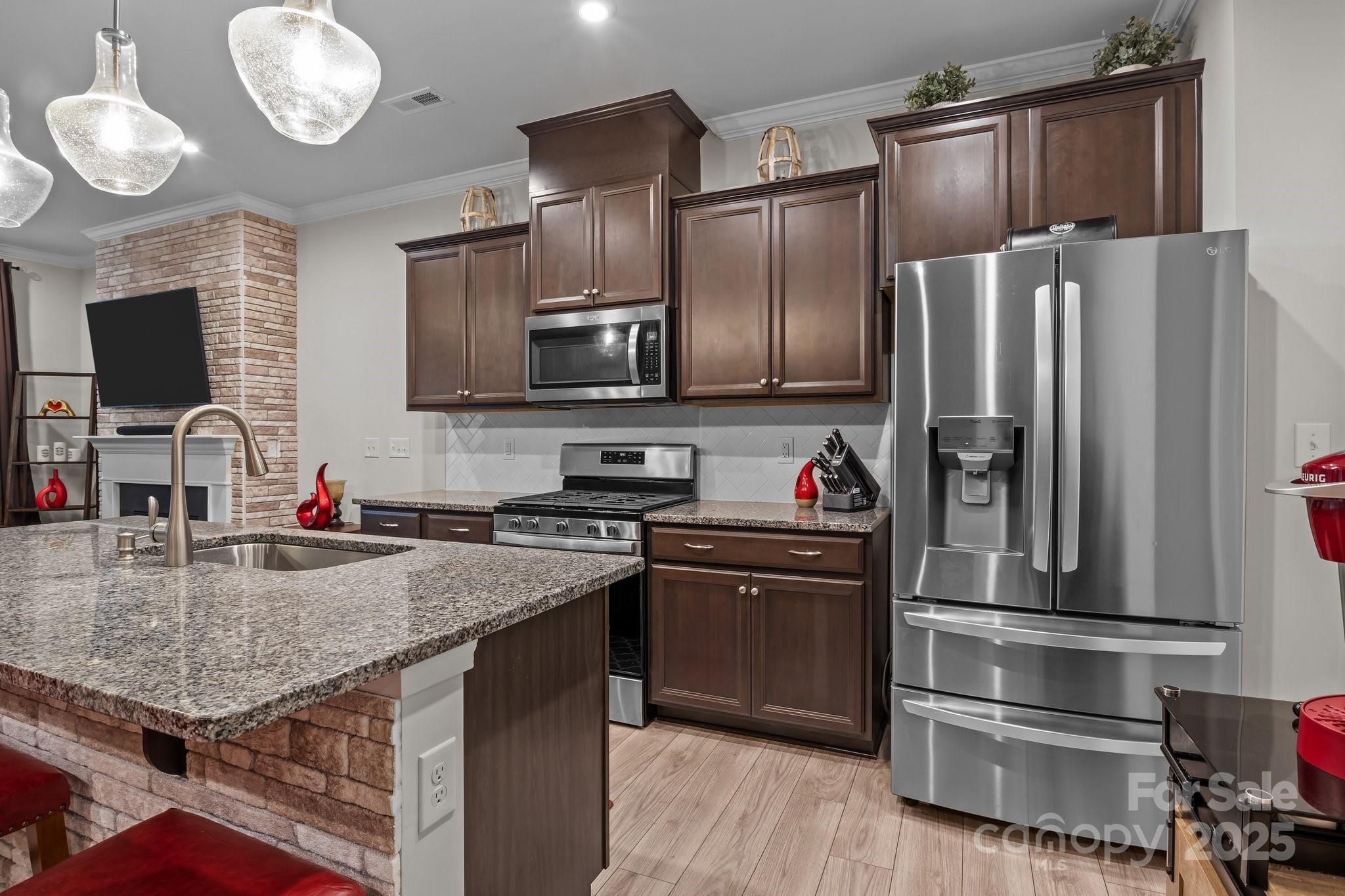 16038 Red Buckeye Lane