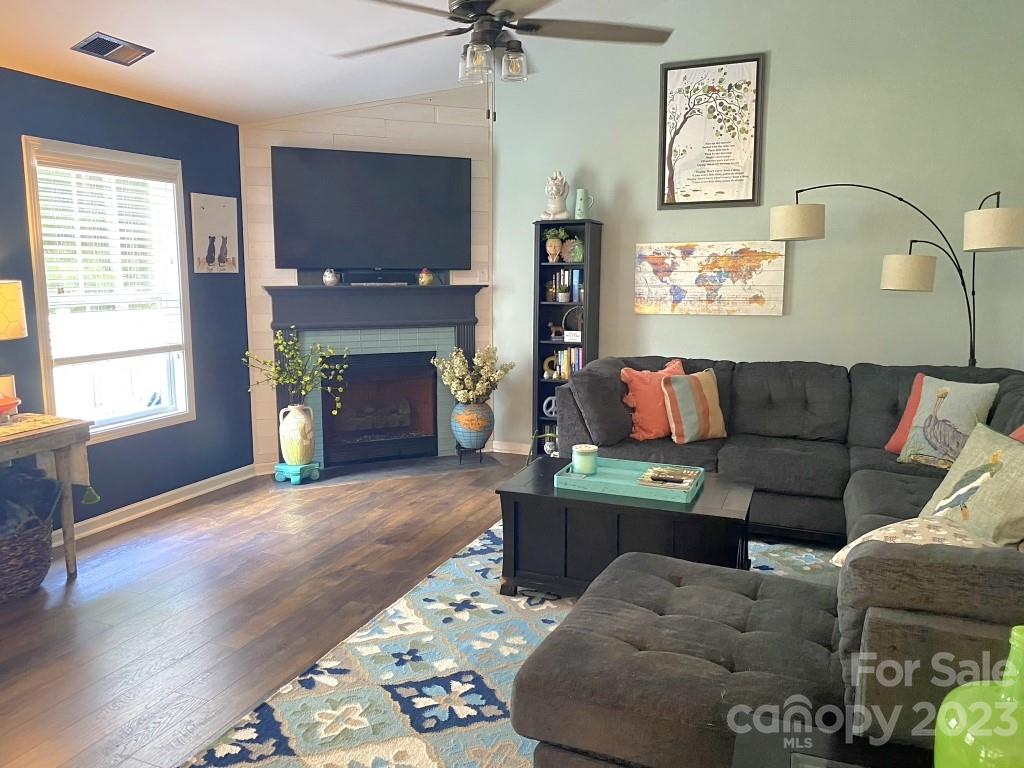 Palm Tree Cove - Residential