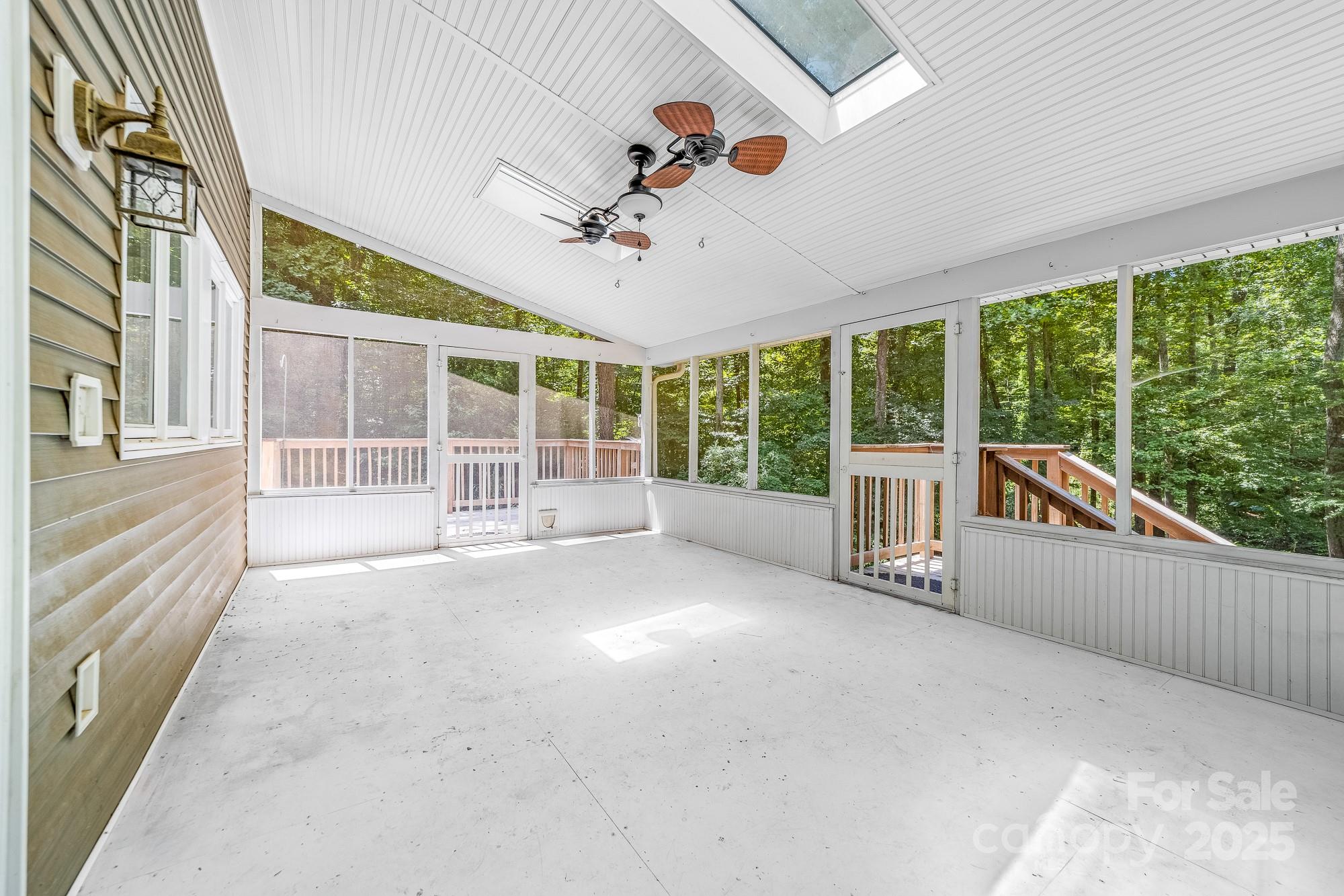 512 Saint Cloud Drive