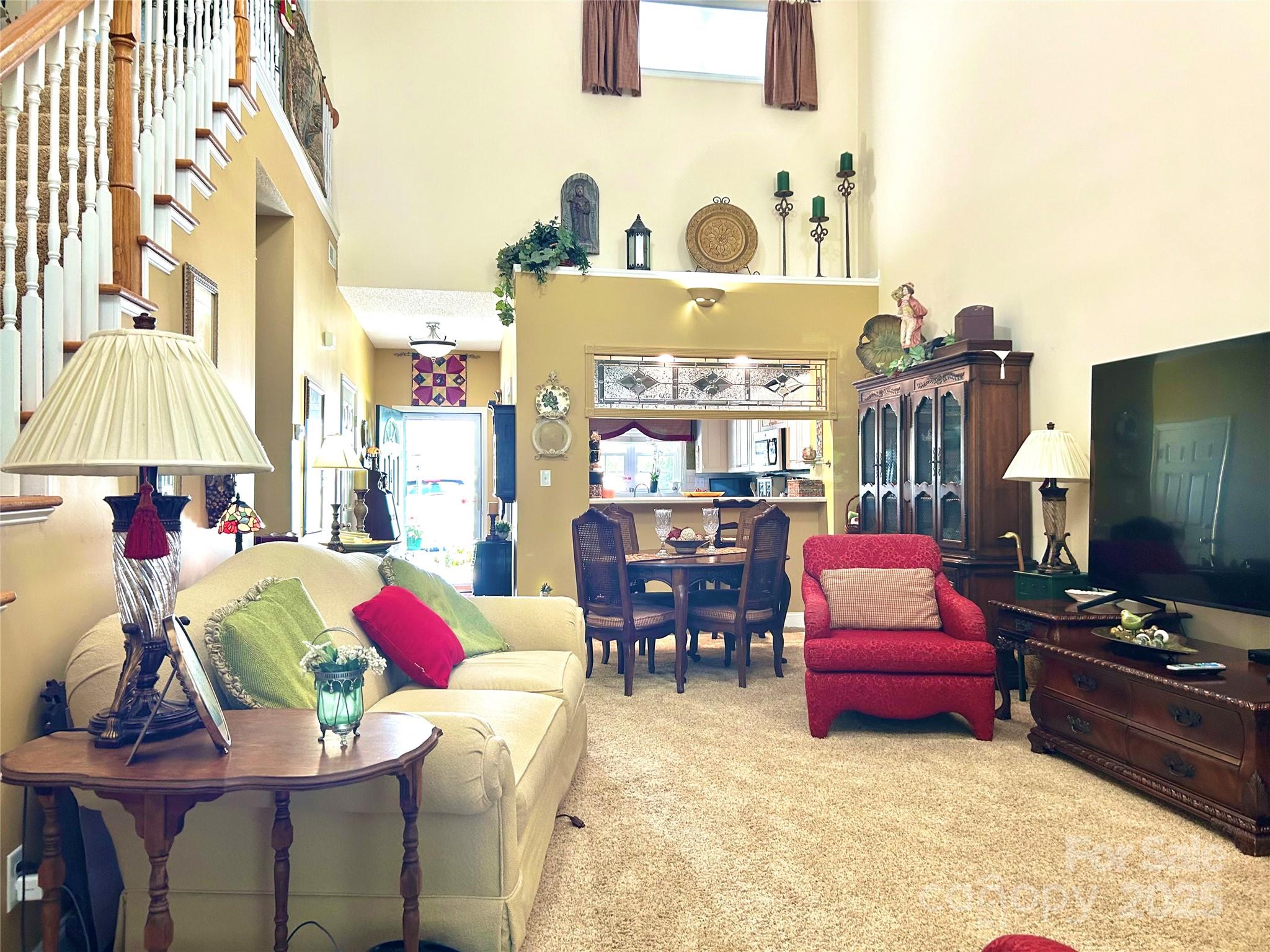 138 Lady Slipper Lane