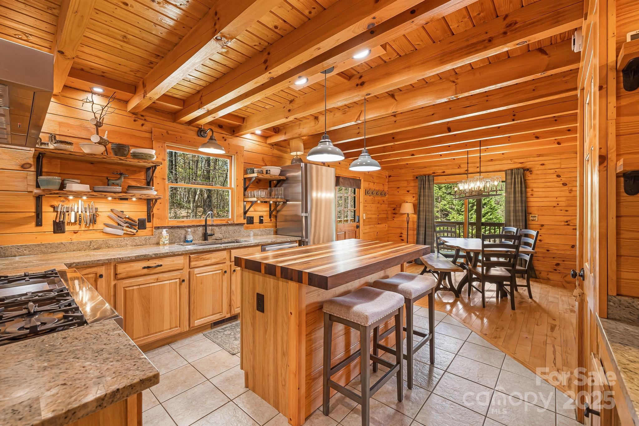 447 Hidden Lake Parkway